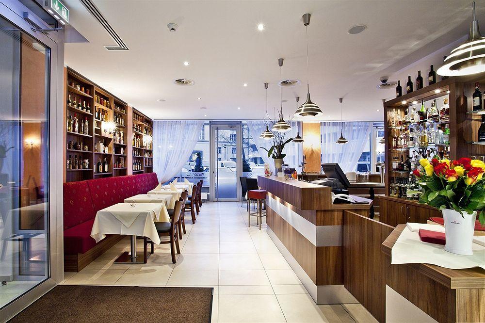 Ivbergs Hotel Berlin Messe Екстер'єр фото